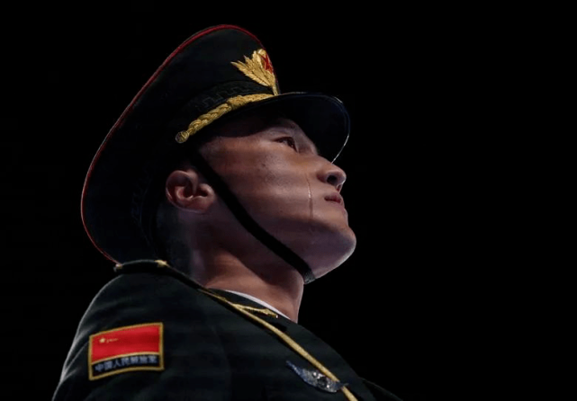 半岛体育-苏格兰超级联赛赛场燃情，格拉斯哥流浪者再登顶